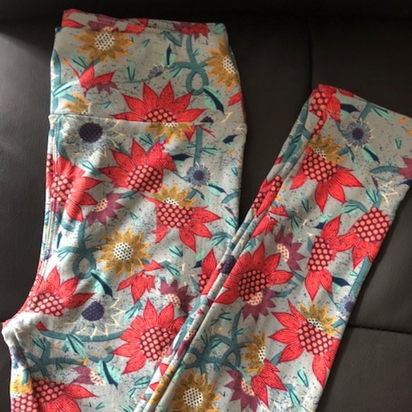 NEW-LuLaRoe Floral Leggings-OS - Picture 1 of 4